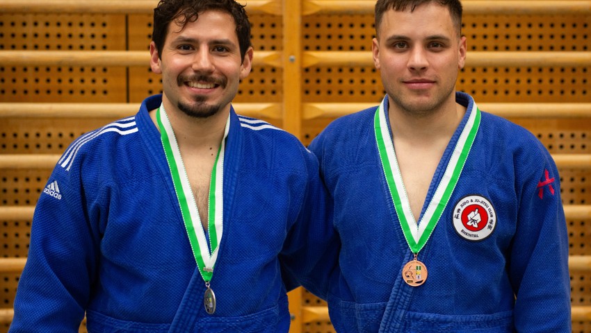 Giuseppe Lavanga (links) holte bei seinem Turnierdebüt die Silbermedaille, Yuro Molodtsov gewann Bronze.