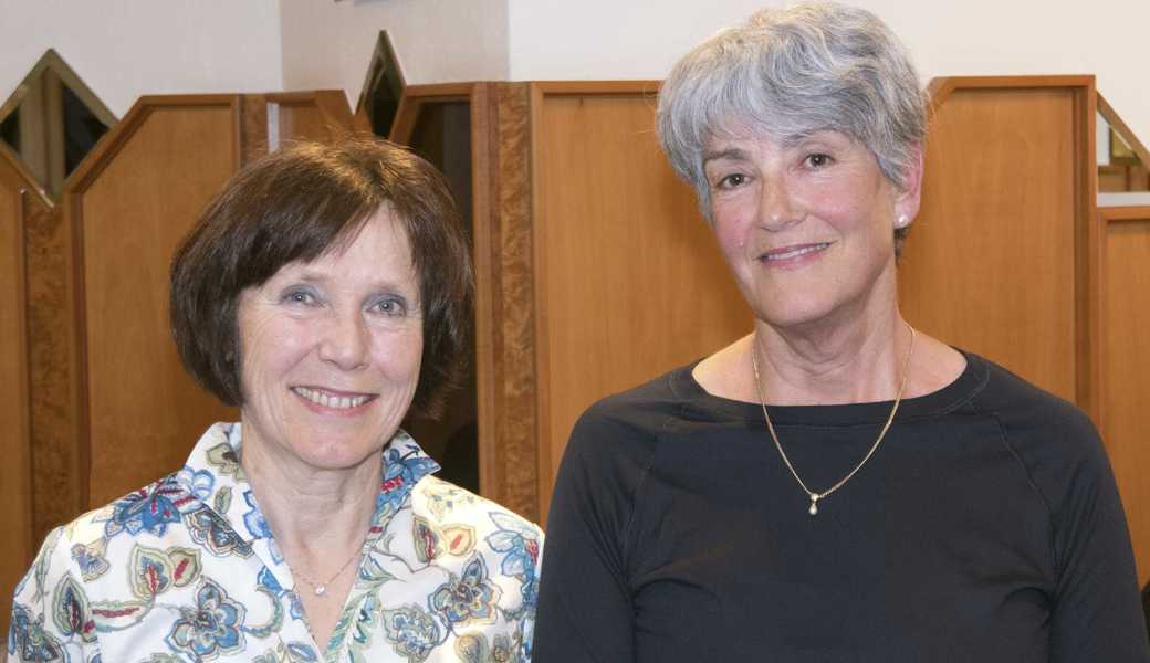 Präsidentin Ina Lechtenböhmer (links) mit der neu gewählten Vizepräsidentin Anna Eggenberger.