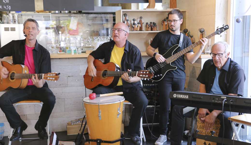 Sie singen wieder, die Diepoldsauer Toasters (von links): Heiko Hutter, Röbi Preising, Manuel Waser und Jürg Lutz. 