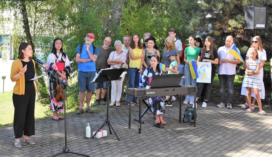 An der Gedenkfeier in Heiden waren auch ukrainische Geflüchtete unter den Zuhörenden.