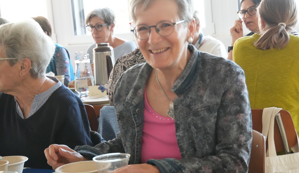 Ursula Häberling-Spöhel beim Frauenfrühstück in Walzenhausen