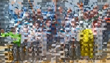 Honeymoon einmal anders: Mithelfen statt Cocktails am Strand Honeymoon einmal anders: Mithelfen statt Cocktails am Strand