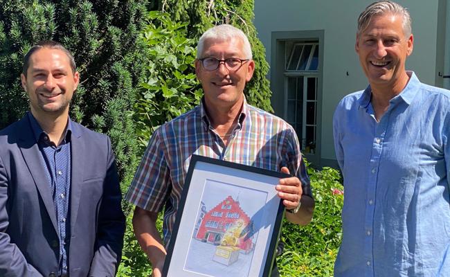 Hans Pfäffli erhält den Städtli-Award
