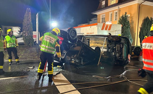 Feuerwehren Mittelrheintal stellten realistische Unfallszenarien nach