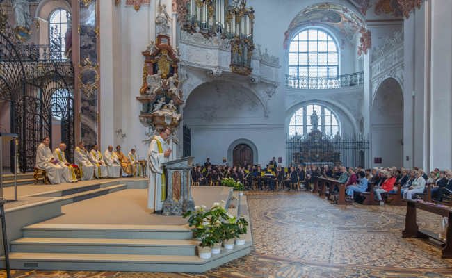 Habt Mut, steht auf – lasst euch erneuern