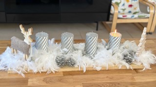 Andrej hat sich für eine Kombination aus Silber und Weiss entschieden. Andrej hat sich für eine Kombination aus Silber und Weiss entschieden.