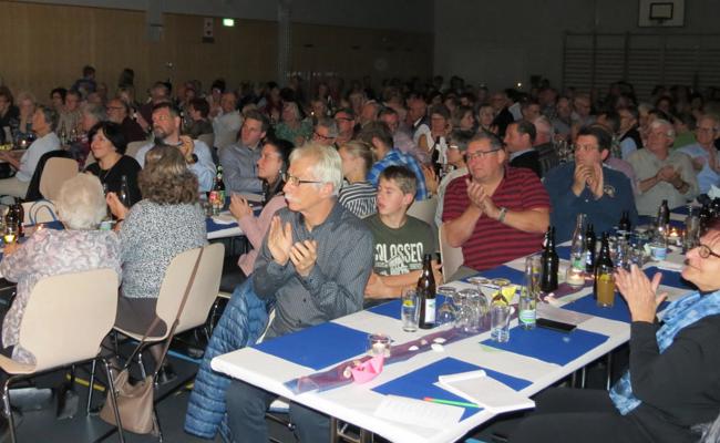 Die Zuschauer amüsierten sich  über „E verhängnisvolli Nacht“