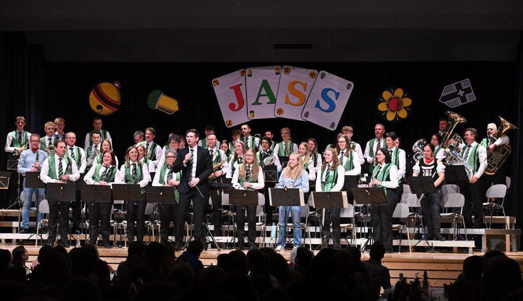 Von Roxette bis Schwyzerörgeli: Ein Abend voller Musik, Humor und viel Applaus