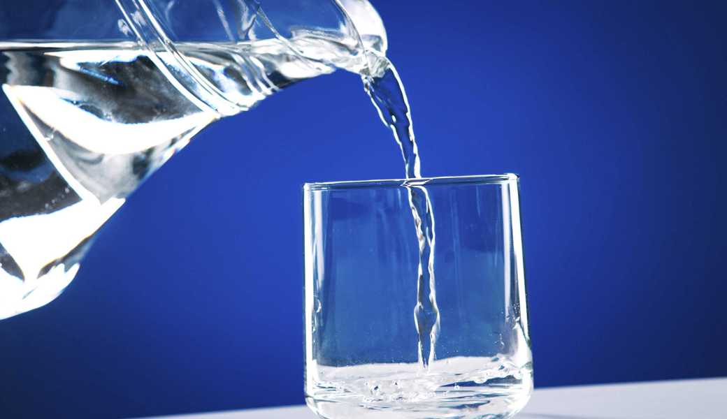 Wer Wasser predigt und es auch trinkt, gibt sich glaubwürdig. 