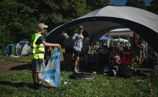 Mehr als nur ein Job: Warum die Trash Heroes das Open Air St. Gallen sauber halten
