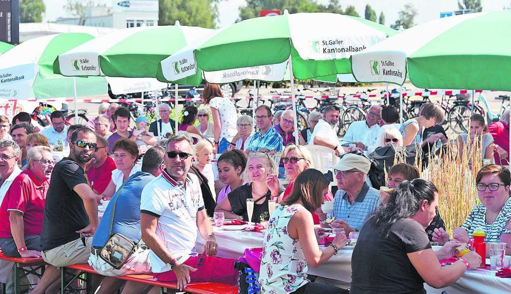 Mehr als 250 Thalerinnen und Thaler waren beim 1.-August-Brunch dabei.