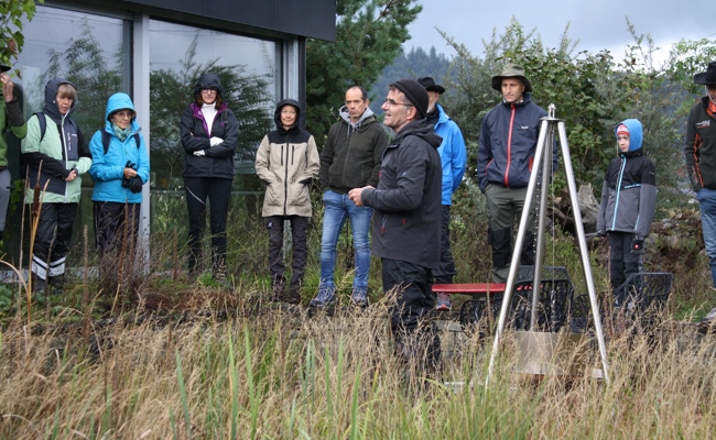 Feuchtbiotope für Garten und Balkon: Pro Riet-Kurs fördert Artenvielfalt und naturnahe Gestaltung