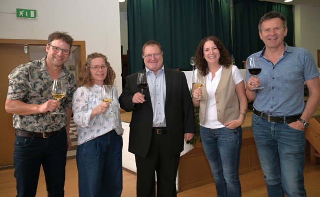 Baggerseeverein hofft auf einen sonnigen Sommer im Rheintal