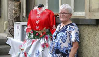 Schneiderin Therese Mathys verwandelt Reststoffe in einzigartige Modekreationen