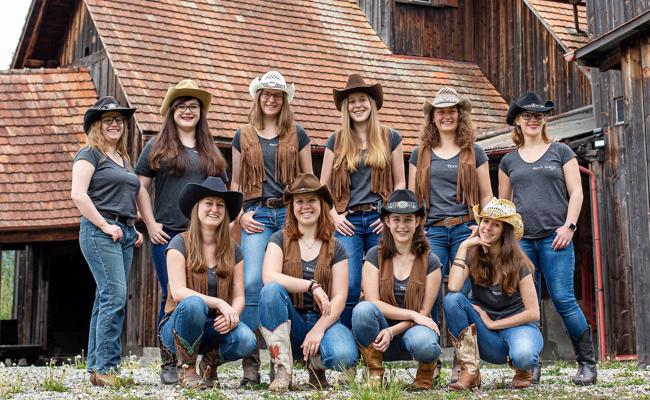 Dream Dancer: 30 Frauen tanzen wie im wilden Westen