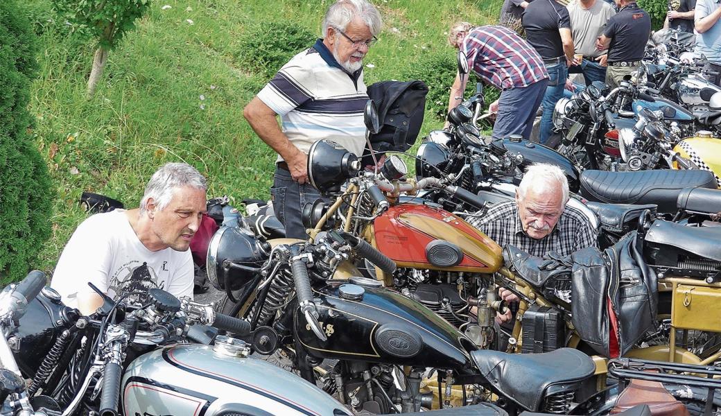 Zum letzten Mal trafen sich die Freunde alter Gefährte in Büriswilen.