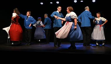 Urchigs Rhintl: In Tracht im Takt