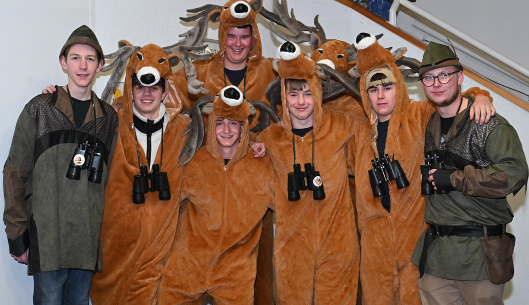 Die fünfte Jahreszeit ist da: Am Rüthner Rhii-Jooli-Maskenball wurde zünftig gefeiert