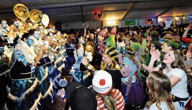 Riesenparty mit 1500 Fasnächtlern