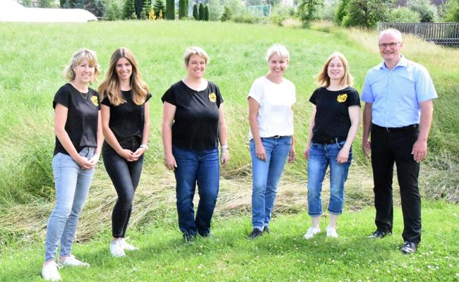 Wellen rollen voran auf dem Bützel
