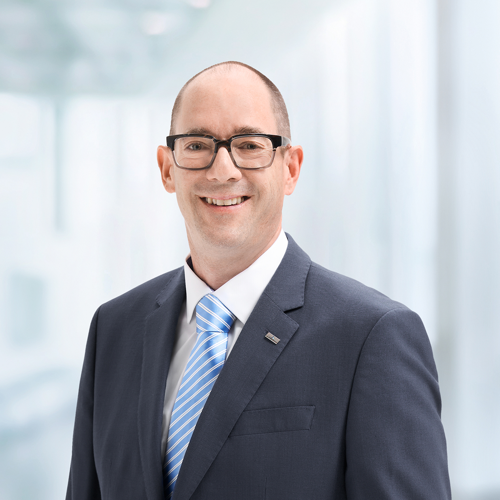 Ronny Schmoll, Mitglied der Direktion, ronny.schmoll@alpharheintalbank.ch