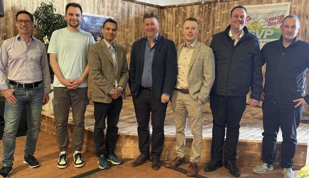 Von links: Markus Wüst, Thomas Stjelja, Salim Rizvi, Christof Hartmann, Sandro Lüchinger, Christian  Willi, Thomas Eugster.  Bild: pd