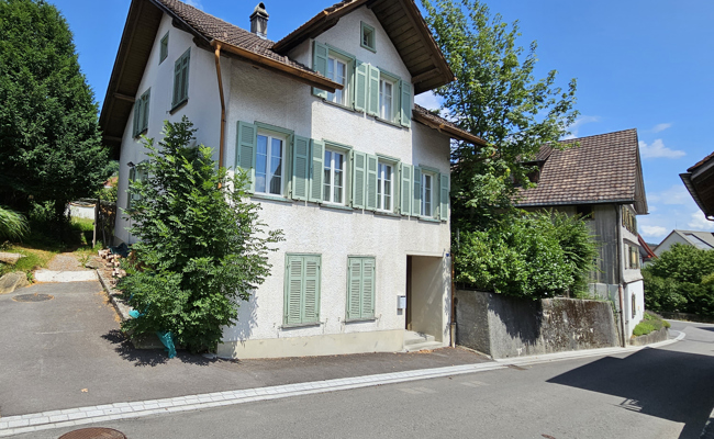 Gemeinde hat Pläne und kauft Liegenschaft mit älterem Haus
