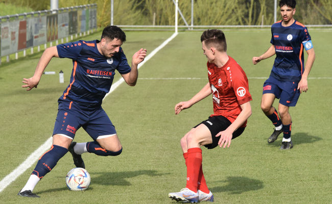 Statt bei den Fussball-Senioren spielen: Nostalgietheater in der 3. Liga