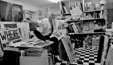 Silke Hagen zeigt in der Galerie Art dOséra Kunst zwischen Oberfläche und Abgrund