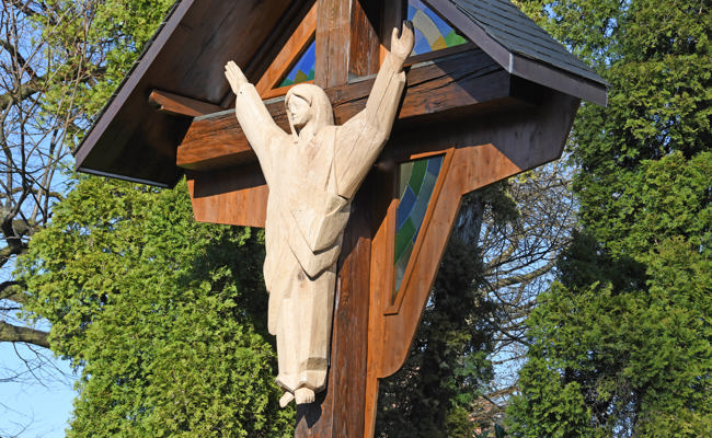 Jesus Christus starb am Karfreitag qualvoll am Kreuz