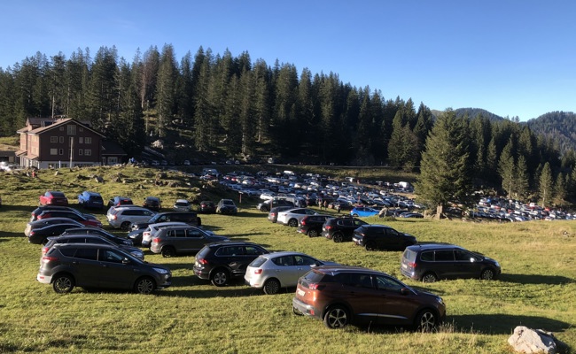 Parkplatznot und Verkehrschaos: Der Alpstein kämpft mit Besucheransturm