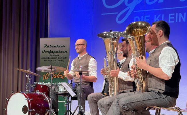  Jubiläumsabend mit Premieren