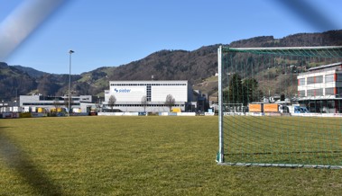 Zuschauer in Au ausgesperrt – Verfolgerduell in Geisteratmosphäre