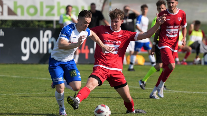 Montlingen (mit Nando Lüchinger, r.) setzte sich zum Saisonabschluss gegen St. Margrethen mit 14:0 durch.