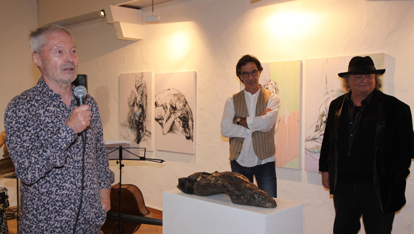 Jürg Ruess (links) stellte sich und seine Kunst vor.