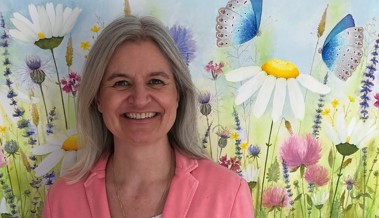 Janine Holenstein stellt ihre Kunst in der Rehaklinik aus