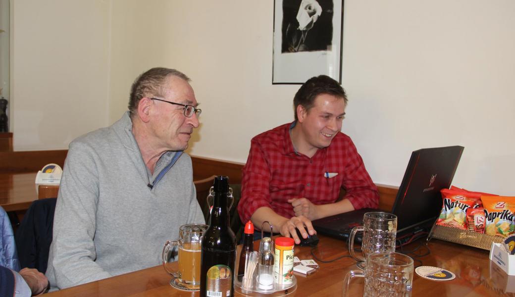 Der ehemalige Kantonsrat Dieter Spinner mit Marcel Adolf, der 3039 Stimmen erreichte und bei der SVP 3. Ersatz wurde.