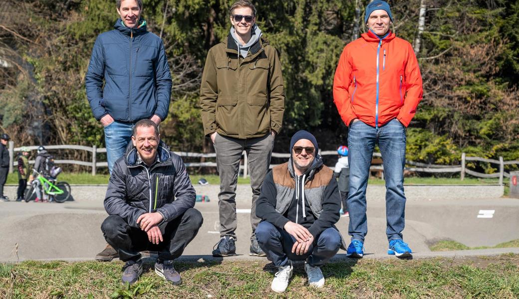 Der Verein Pumptrack Altstätten sind (v. l. oben) Tobias Feierabend, Aktuar, Andy Zünd, Marketing, Michael Eugster, Bau, (unten v. l.) Tobias Loher, Präsident und Bruno Thurnherr, Vizepräsident.