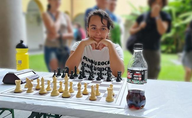 Gülüzar (13): «Schach ist nicht nur ein Hobby – Schach ist mein Leben»