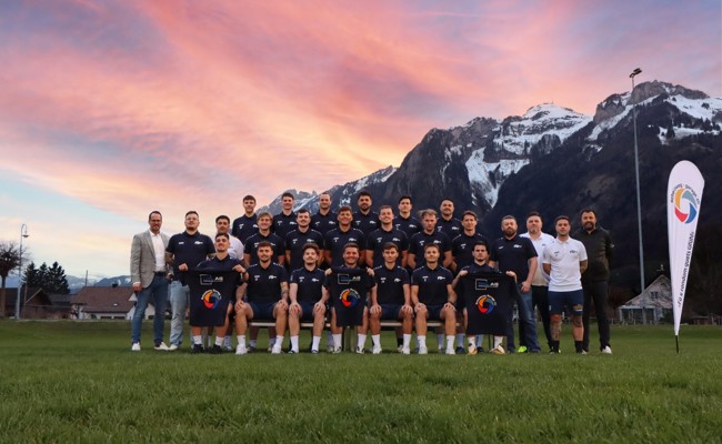 Neues Poloshirt für die 1. Mannschaft