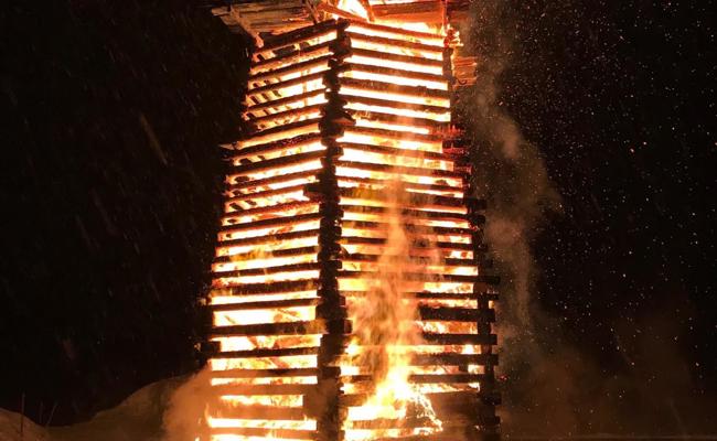 Schon wieder ein Funken vorzeitig angezündet