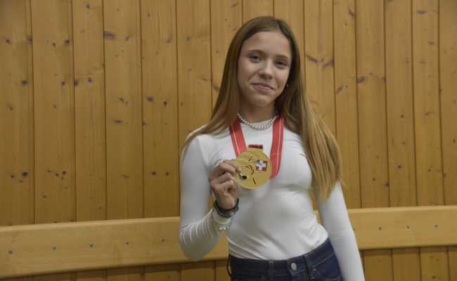 Helena Zäch wurde mit 14 Jahren Schweizer U18-Meisterin. Aber eigentlich ist sie eine Spätberufene