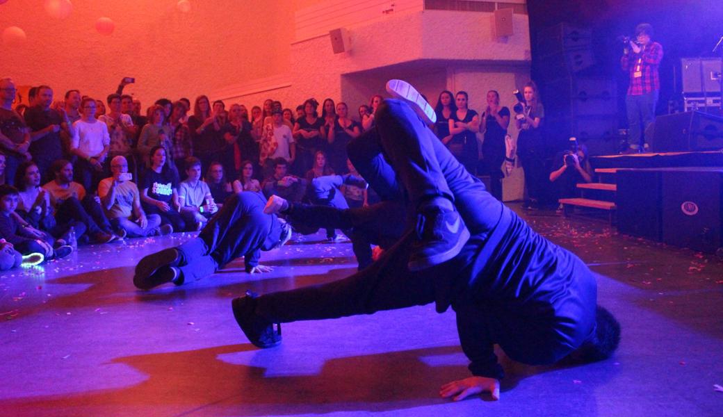 In der Pause überraschte die Vorarlberger Breakdancegruppe "Cool Kidz" mit einer Showeinlage