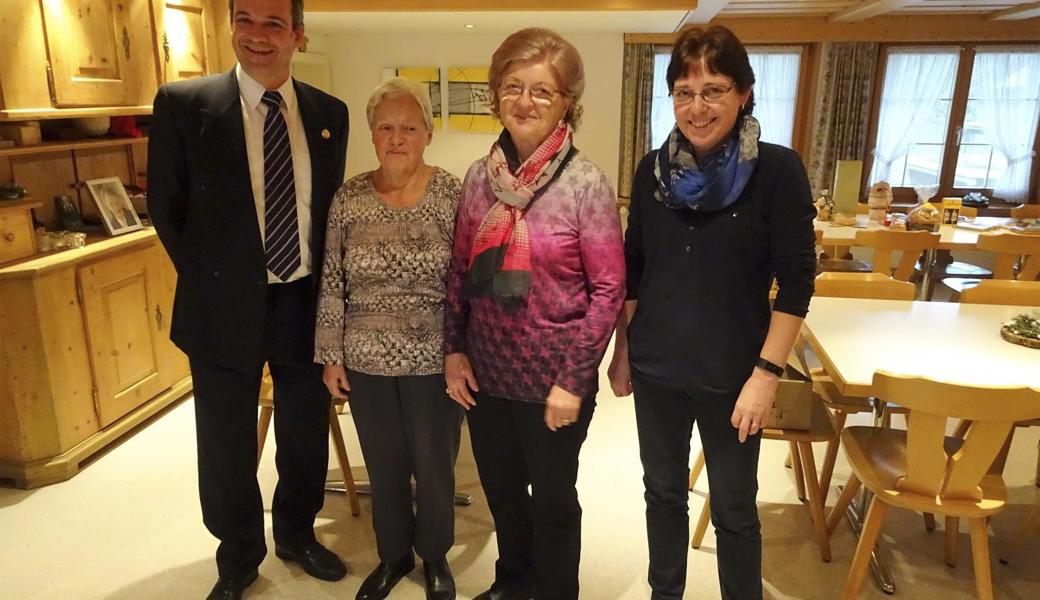 Standen an der Hauptversammlung im Zentrum des Geschehens: (v. l.) Dirigent André Vitek, Renate Lüchinger, Beatrice Frei und Präsidentin Brigitte Haltiner.