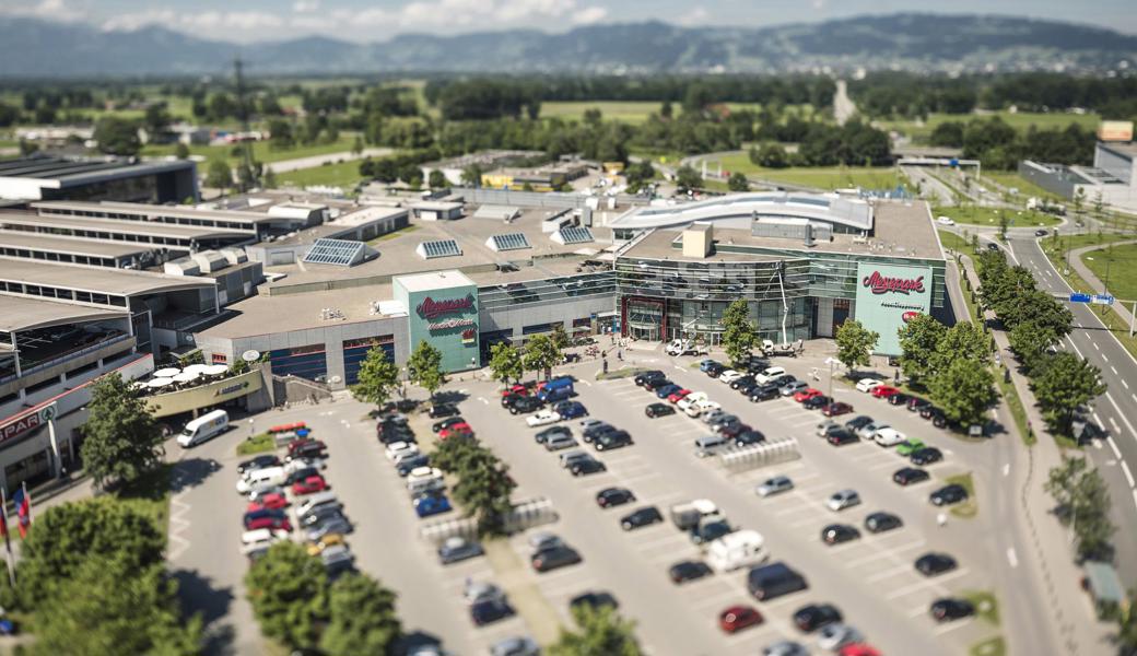 Das Einkaufszentrum Messepark musste auf Drängen der Polizei seine Parkplätze für Besucher des Gabalier-Konzerts auf dem benachbarten Messeareal öffnen.
