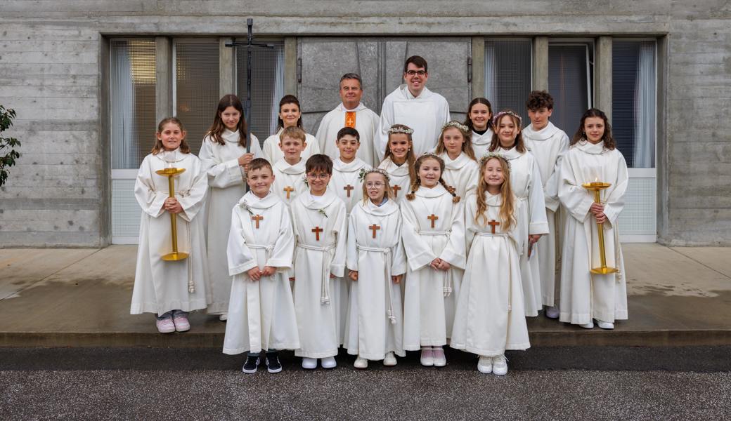 Die festliche Feier machte diesen Tag für die Erstkommunikanten zu einem unvergesslichen Erlebnis, das ihnen sicher in schöner Erinnerung bleiben wird.