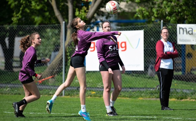 Widnaus Faustballerinnen treten erstmals in der Nationalliga B an