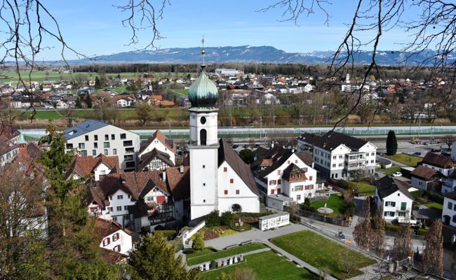 Kirchenrat setzt Vorsteherschaft ab