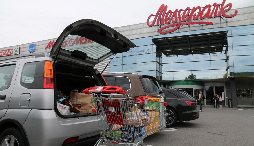 Die Grenzöffnung per 15. Juni lässt es zu, über der Grenze einzukaufen. Einen Mundschutz braucht es nicht. Österreich hob gleichzeitig die Maskenpflicht auf. 