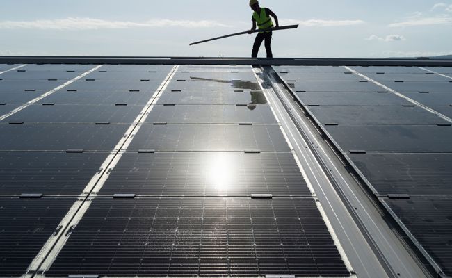 Wegen sinkender Nachfrage und Preiszerfall: Mons Solar baut 55 Stellen ab